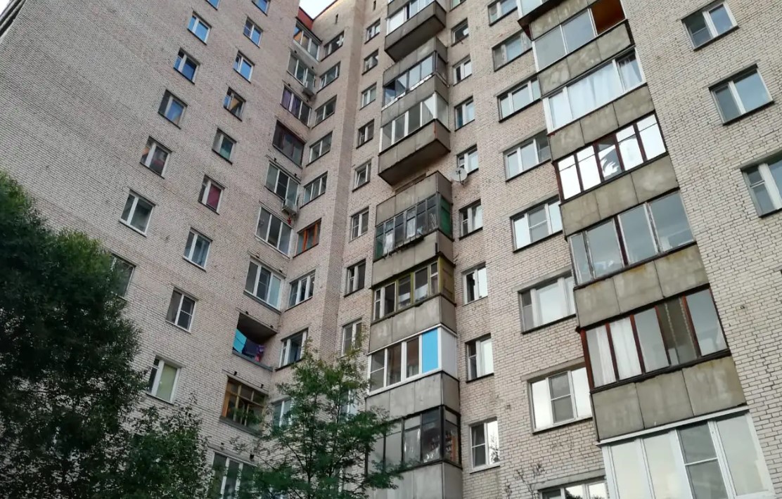 фасад дома, здание по адресу г Санкт-Петербург, пр-кт Просвещения, д 35